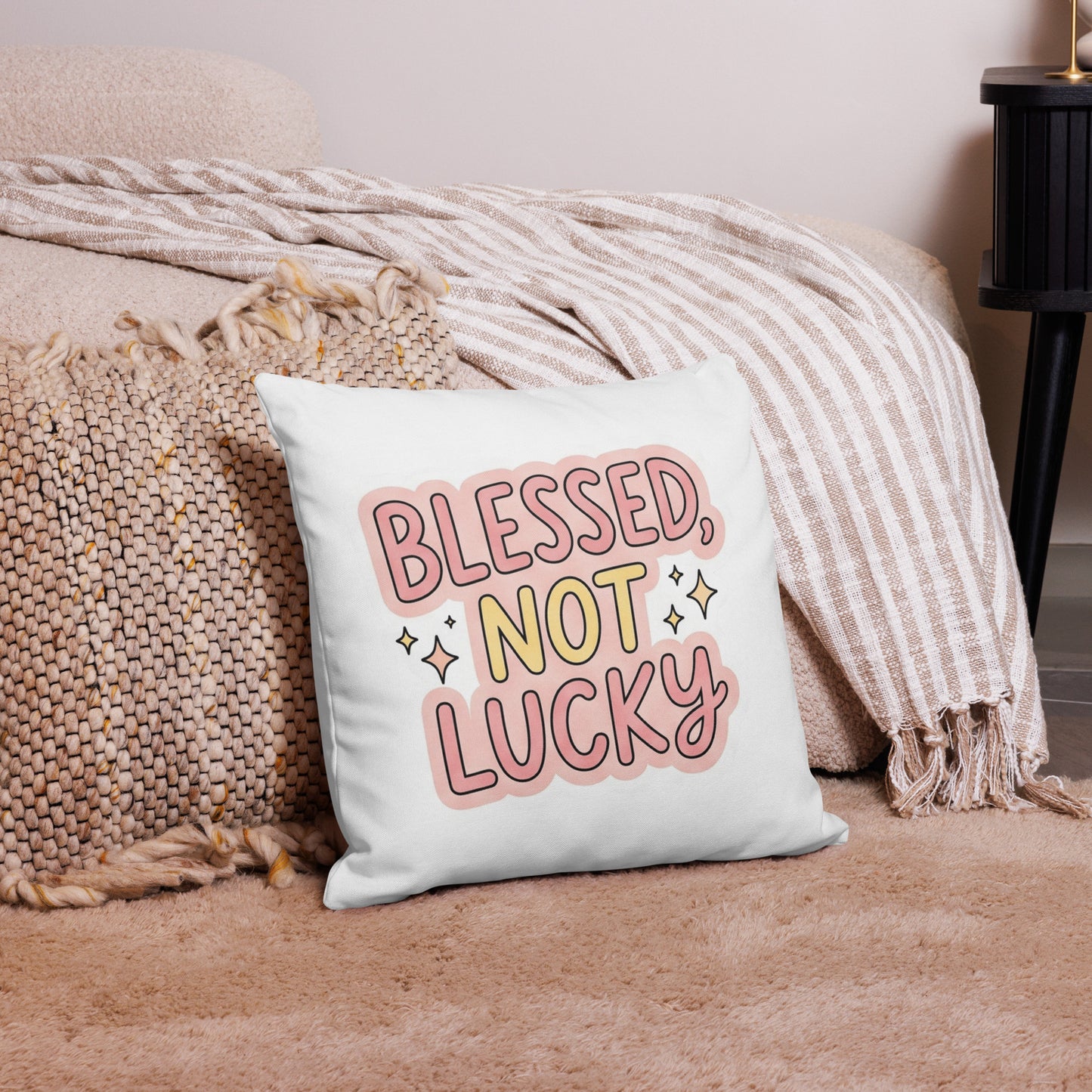 Modern decorative cushion cover with hidden zip - Adomtok