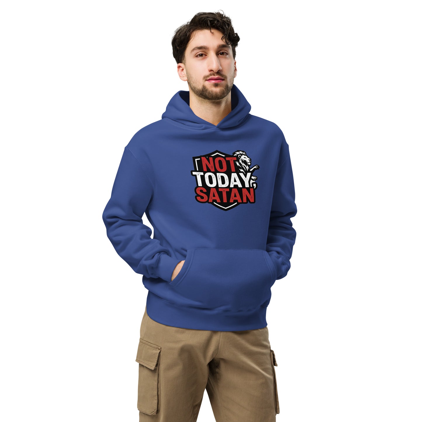Streetwear inspired hoodie with lined pullover hood - Adomtok
